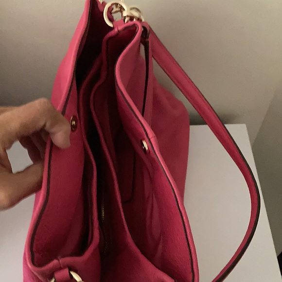 NWT Coach Phoebe Shoulder bag- DARK FUCHSIA, PERFECT FOR SPRING - Picture 4 of 11